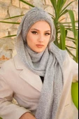 Gri Kürklü Kelebek Bone Şal thumbnail 2