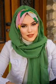 Bahar Yeşili Çiçek Desenli Büzgülü Hazır Şal thumbnail 2