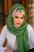 Bahar Yeşili Çiçek Desenli Büzgülü Hazır Şal thumbnail 1