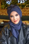 Lacivert Karyağdı Atkılı Tesettür Bere thumbnail 2