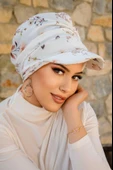 Beyaz Çiçek Desen Tesettür Şapka Bone thumbnail 1