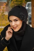 Siyah Çiçek Maskeli Bere thumbnail 1