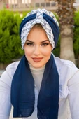 Lacivert Beyaz Hat Desen Fularlı Şapka thumbnail 3