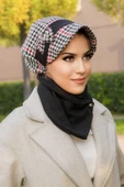 Siyah Kırmızı Kazayağı FiyonkluTesettür Şapka Ve Etol Takım - 1