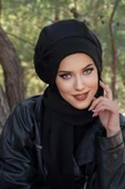 Siyah Fiyonklu Tesettür Bere - 4