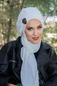 Kırık Beyaz Fitilli Armalı Tesettür Bere thumbnail 3