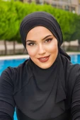 Siyah Hijab Havuz ve Deniz Bonesi thumbnail 3