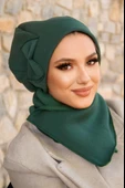 Zümrüt Fiyonklu Tesettür Bere Ve Etol Takım thumbnail 3