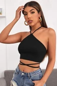 Kadın Siyah Sırtı Açık Boyundan Çapraz Bağlamalı Crop Top Bluz thumbnail 5
