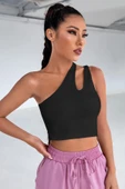 Kadın Siyah Tek Omuz Cut Out Detaylı Crop Top Bluz thumbnail 4