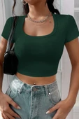 Kadın Yeşil Yarım Kol Düz Yaka Crop Top Bluz thumbnail 5