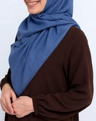 Denim Kare Eşarp– Kaymaz, Rahat ve Şık Kullanım thumbnail 6