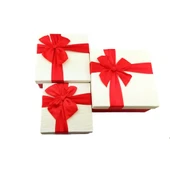 Hediyelik Kutu 3'lü İç içe Geçmeli Kırmızı Beyaz thumbnail 2