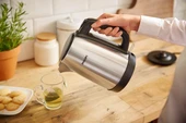HD9350/90 Daily Collection 2200 W 1.7 lt Çelik Kettle - 4