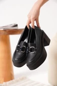 Felice Siyah Gümüş Tokalı Kadın Loafer - 1