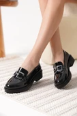 Caro Kadın Rugan Siyah Gümüş Tokalı Loafer - 13