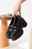 Felice Siyah Rugan Gold Tokalı Kadın Loafer - 3
