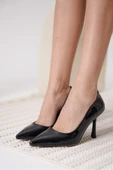 Zelena Kadın Siyah Kırışık Rugan Stiletto - 2