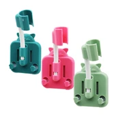 RENKLİ PLASTİK - OTURAN KEDİ FİGÜRLÜ  DUŞ ASKISI  4 YÖN OYNAR BAŞLIK (5250) - 1