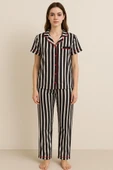 Kadın Pamuklu Siyah Çizgili Pijama Takımı thumbnail 1