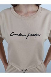 GO ON OUTFIT Kadın Önü Nakışlı T-Shirt Ve Bermuda Şortlu Bej Takım GOON150 - 4