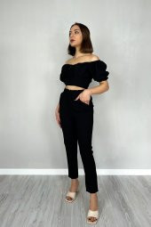 GO ON OUTFIT Kadın  Arka Gipeli Kayık Yaka Crop Üst Ve Beli Büzgülü Pantolon Siyah Takım GOON77 - 2