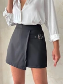 Kadın tokalı şort etek siyah s25449 thumbnail 1