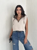Astarlı kapşonlu kuzu yelek beyaz t1243 thumbnail 1