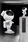 Çocuklara Özel Projeksiyon Astronot Lamba Speaker Sevimli thumbnail 3