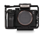 Tilta TA-T17-FCC-G Sony A7 / A7 II / A7 III / A7S / A7S II / A7R / A7R II / A7R III / A7R IV / A9 İçin Kamera Kafesi thumbnail 2
