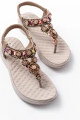 DM-609 Bej Taşlı Arka Lastikli Parmak Arası Kadın Sandalet thumbnail 4