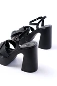 P-105 Siyah Çapraz Kalın Topuklu Kadın Sandalet thumbnail 5