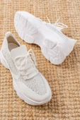 3002  Beyaz Bağcıklı Fileli Taş Aksesuarlı Günlük Spor Ayakkabı thumbnail 4