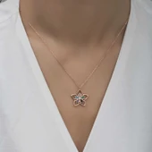 ​925 Ayar Gümüş Renkli Taşlı Çiçek Kadın Gümüş Kolye thumbnail 2