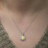 ​925 Ayar Gümüş Buğday Sarısı Baget Taşlı Kadın Gümüş Kolye thumbnail 2