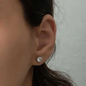 ​Gümüş 6 mm Beyaz Zirkon Tek Taş Kadın Küpe thumbnail 1