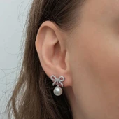 Gümüş Fiyonk İnci Kadın Çivili Küpe thumbnail 5