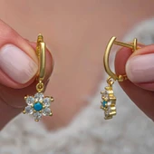 Gümüş Mavi Taşlı Gold Çiçek Kadın Küpe thumbnail 1