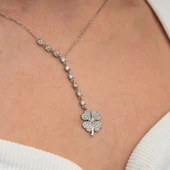 Gümüş Sıralı Zirkon Taşlı Yonca Kadın Kolye thumbnail 4