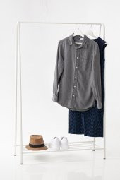 Konfeksiyon Askısı Ayaklı Elbise Askılık - 1