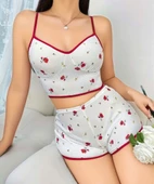 MDB MdbShop Pamuklu Beyaz Üstüne Kırmızı Gül Desen Fitilli Askılı Şortlu Pijama Takımı thumbnail 1