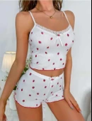 MDB MdbShop Beyaz Çilek Desenli Askılı Şortlu Pijama Takımı - 1