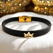 14 Ayar Altın Plakalı Harfe Özel Doğal Siyah Derili Taç Figürlü Hediye Bileklik-503 thumbnail 1