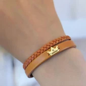 14 Ayar Altın Plakalı Harfe Özel Doğal Kahverengi Derili Taç Figürlü Hediye Bileklik-511 thumbnail 3