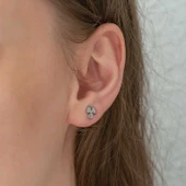 Gümüş Çiçek Çivili Küpe - 3