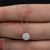 Gümüş Minimal Yuvarlak Anturaj Kadın Kolye thumbnail 4