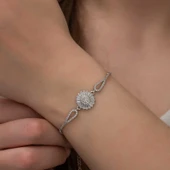 Gümüş Rodyum Baget Taşlı Sonsuzluk Bileklik thumbnail 2