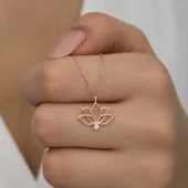 Gümüş Rose Lotus Çiçeği Kadın Kolye thumbnail 1