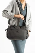 Yumuşak Dokulu Ultra Hafif, Esnek ve Su Geçirmez Polyamid Kumaş Omuz ve Kol Çantası Gri Model: (571-13-14G) thumbnail 1