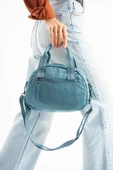 Yumuşak Dokulu Ultra Hafif, Esnek ve Su Geçirmez Polyamid Kumaş Omuz ve Kol Çantası Mavi Model: (571-13-14H) thumbnail 3